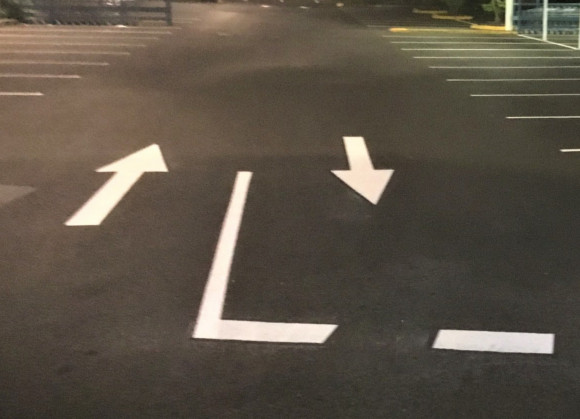 directional arrow for parking